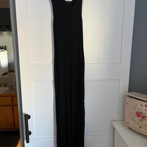 Universal Thread Black Sleeveless Maxi Dress